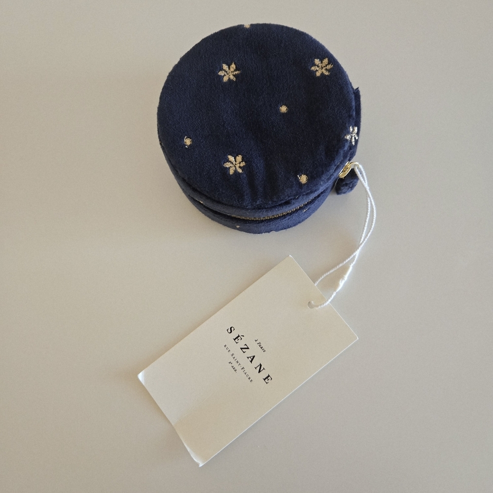 Sezane Jewlery Case - Gold Floral Embroidery